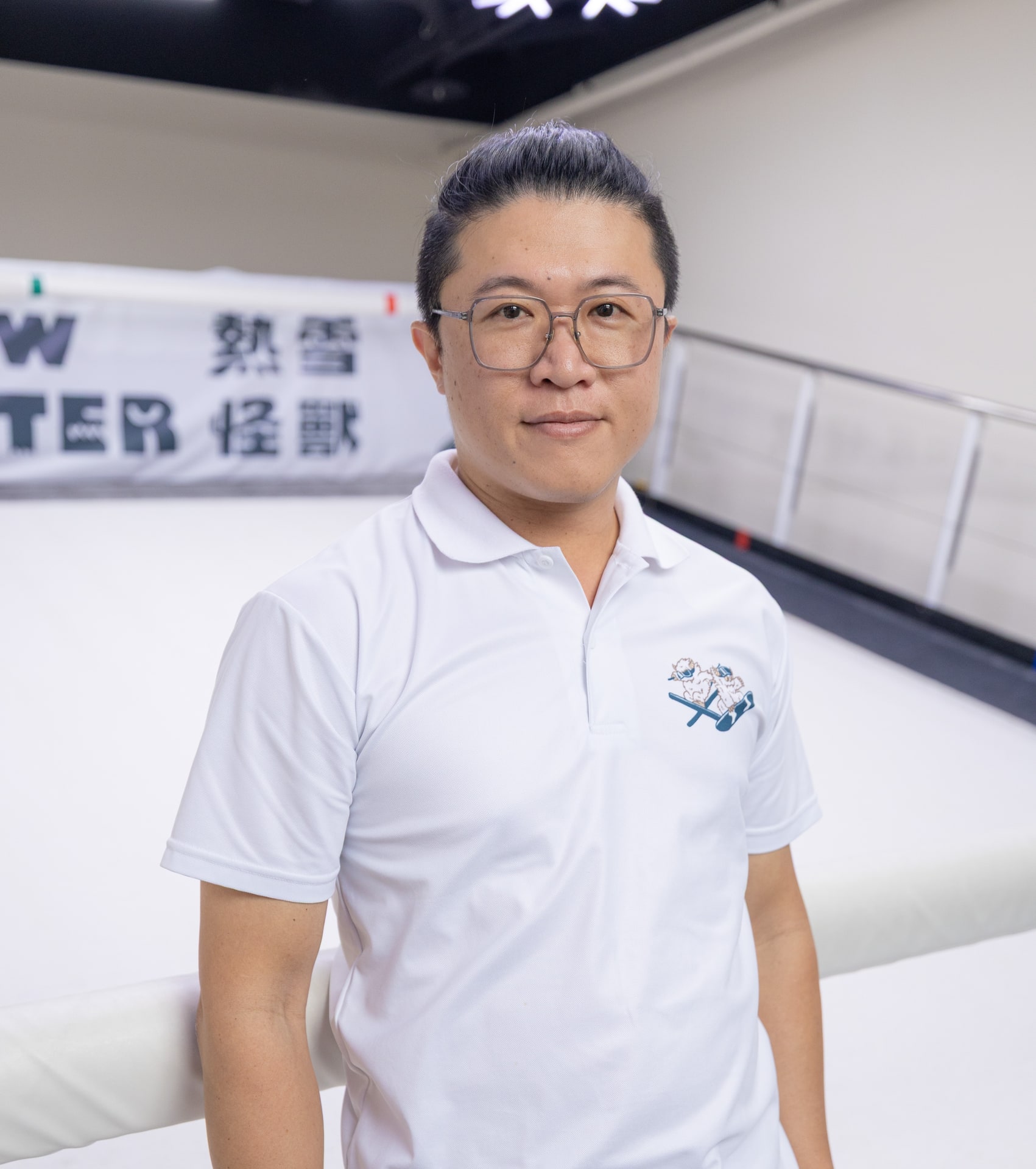 洞洞教練